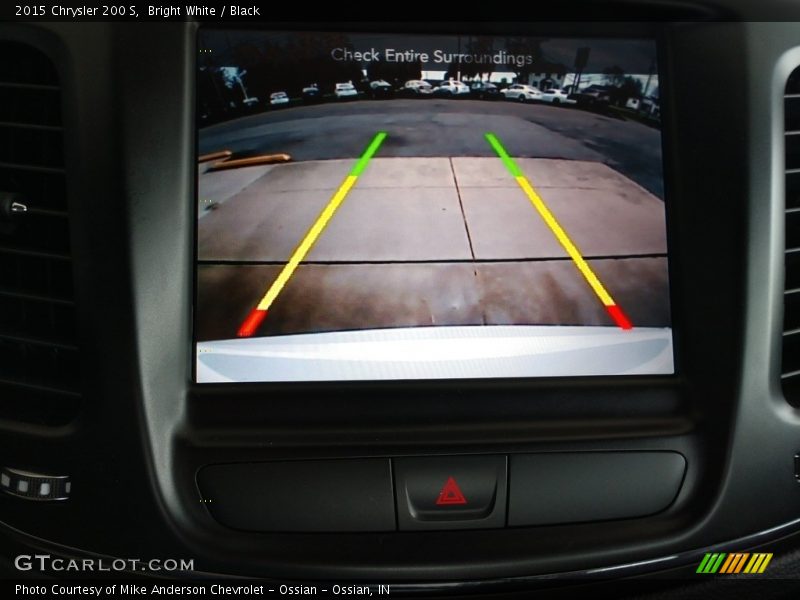 Bright White / Black 2015 Chrysler 200 S