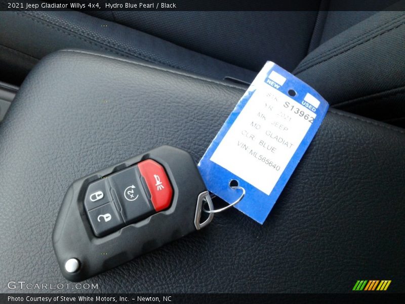 Hydro Blue Pearl / Black 2021 Jeep Gladiator Willys 4x4