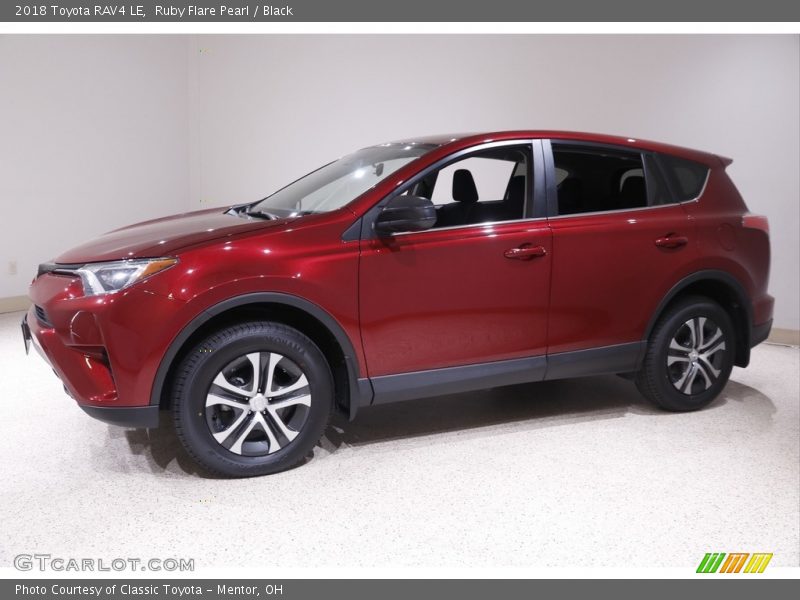 Ruby Flare Pearl / Black 2018 Toyota RAV4 LE