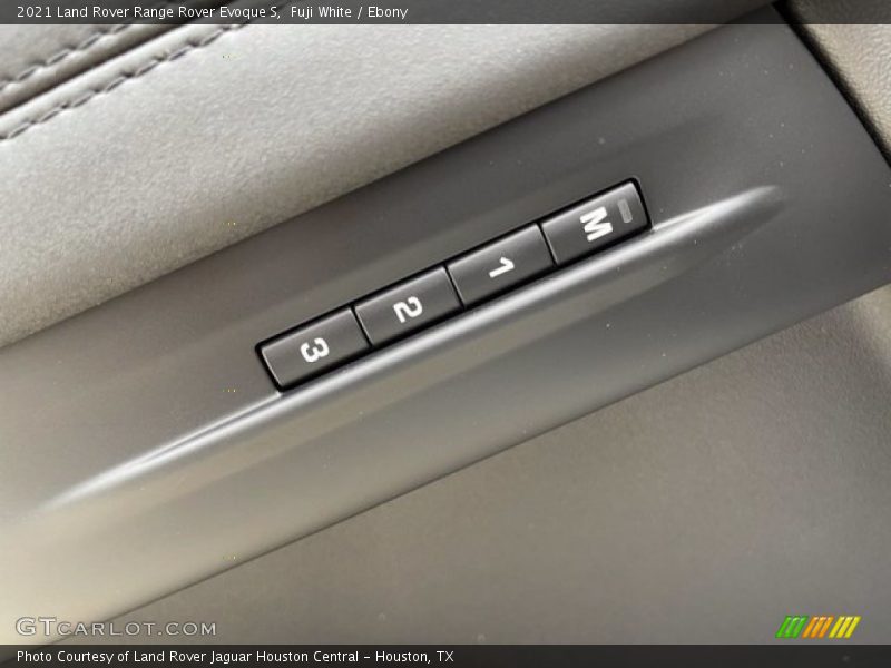 Fuji White / Ebony 2021 Land Rover Range Rover Evoque S