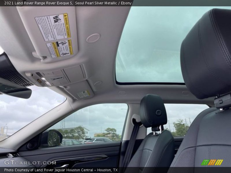 Seoul Pearl Silver Metallic / Ebony 2021 Land Rover Range Rover Evoque S