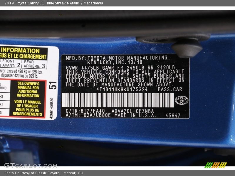Blue Streak Metallic / Macadamia 2019 Toyota Camry LE