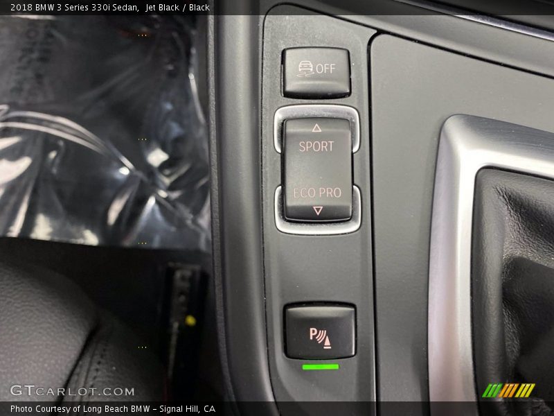 Jet Black / Black 2018 BMW 3 Series 330i Sedan