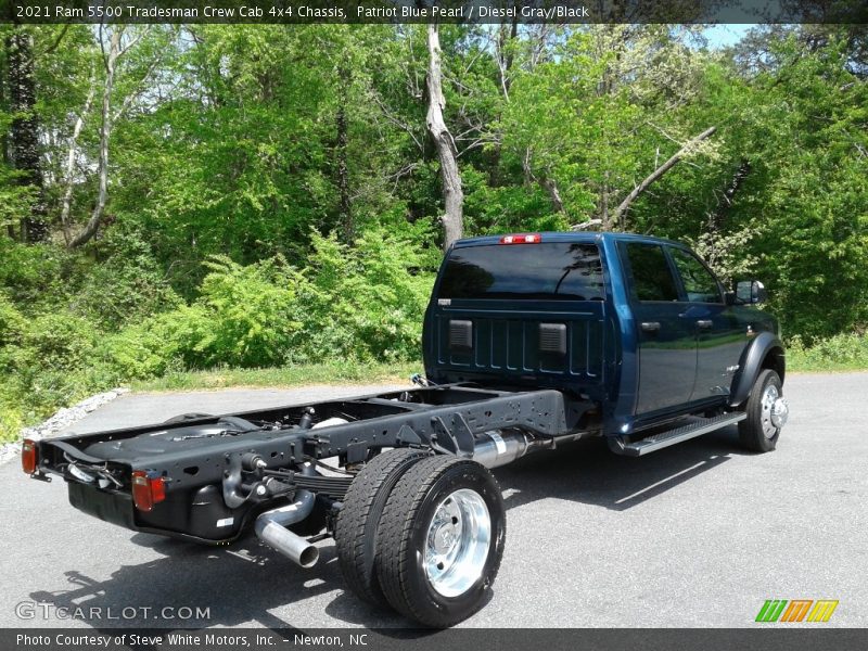 Patriot Blue Pearl / Diesel Gray/Black 2021 Ram 5500 Tradesman Crew Cab 4x4 Chassis