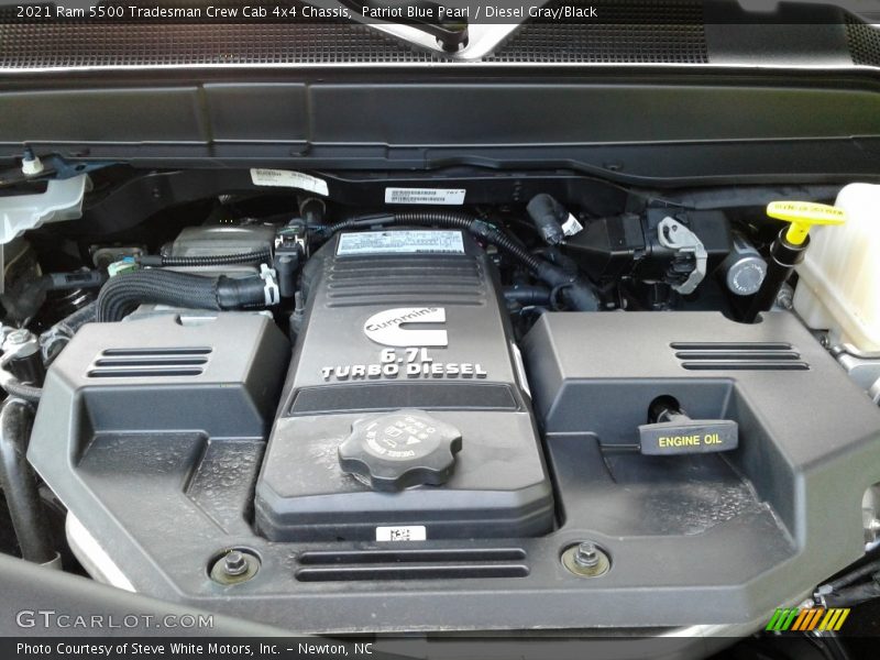 Patriot Blue Pearl / Diesel Gray/Black 2021 Ram 5500 Tradesman Crew Cab 4x4 Chassis