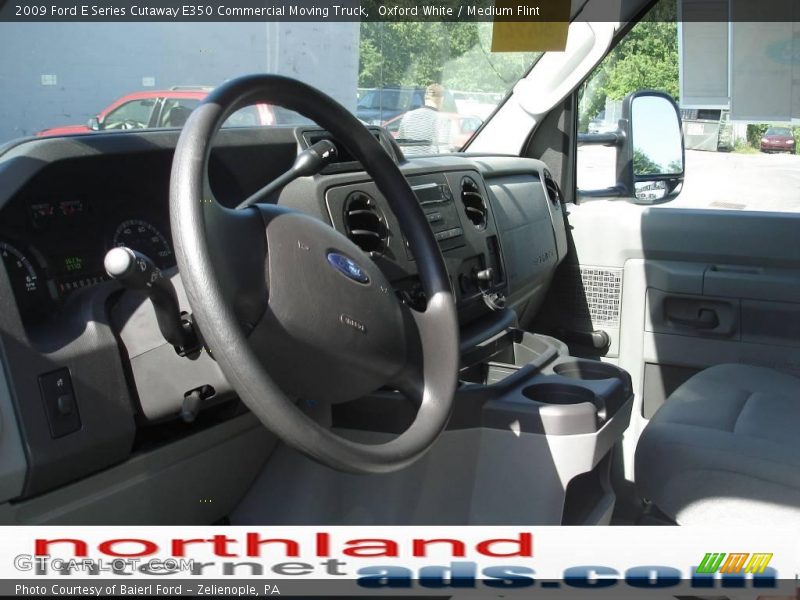 Oxford White / Medium Flint 2009 Ford E Series Cutaway E350 Commercial Moving Truck