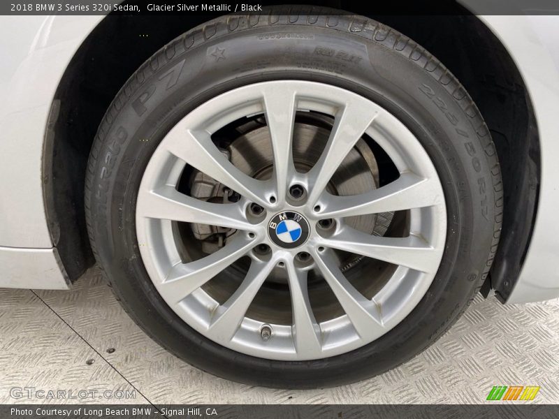 Glacier Silver Metallic / Black 2018 BMW 3 Series 320i Sedan