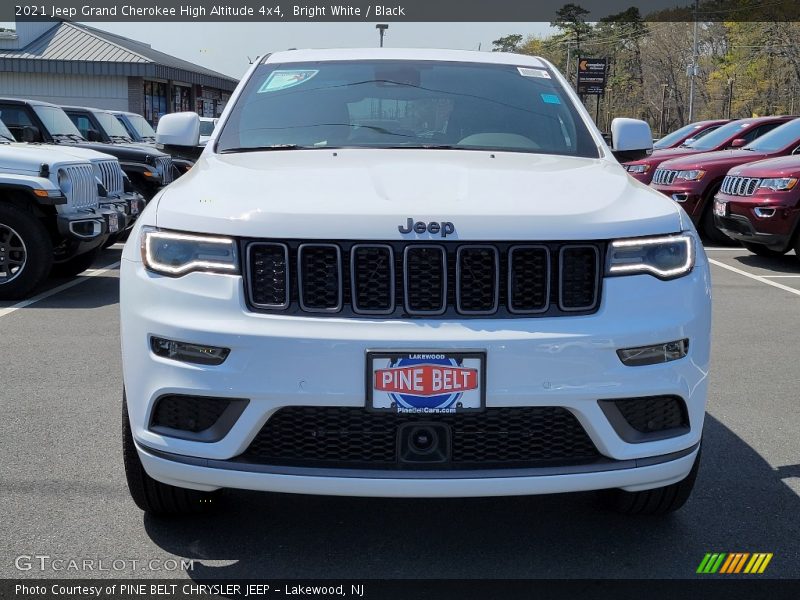 Bright White / Black 2021 Jeep Grand Cherokee High Altitude 4x4