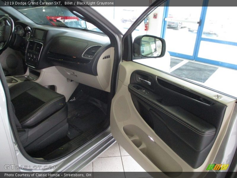 Billet / Black/Light Graystone 2019 Dodge Grand Caravan SXT