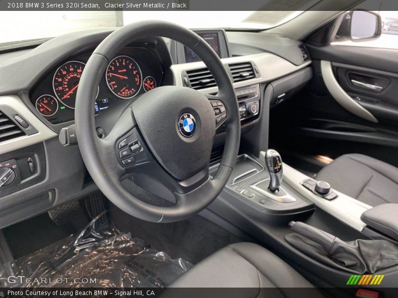 Glacier Silver Metallic / Black 2018 BMW 3 Series 320i Sedan