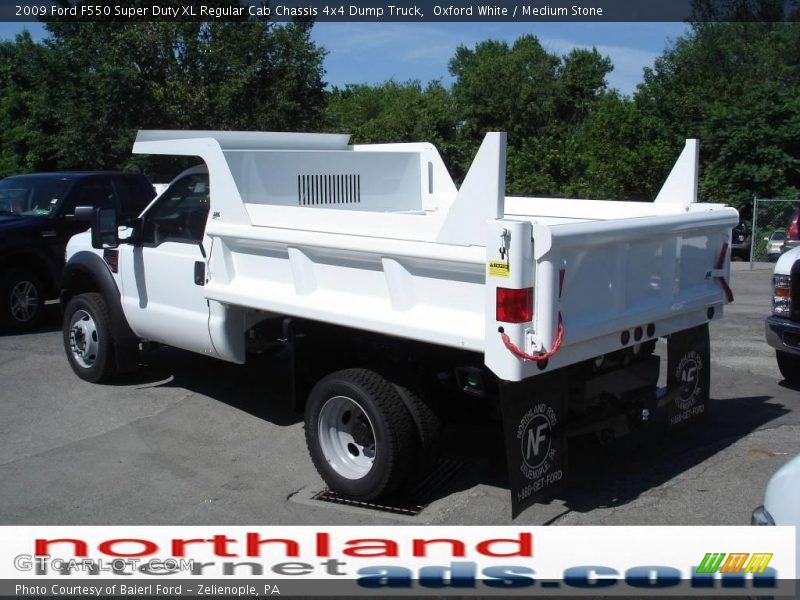 Oxford White / Medium Stone 2009 Ford F550 Super Duty XL Regular Cab Chassis 4x4 Dump Truck