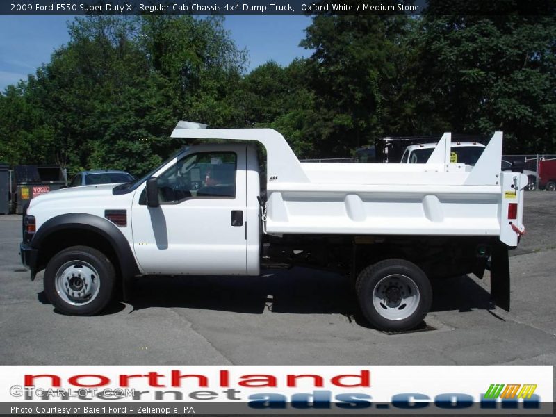 Oxford White / Medium Stone 2009 Ford F550 Super Duty XL Regular Cab Chassis 4x4 Dump Truck