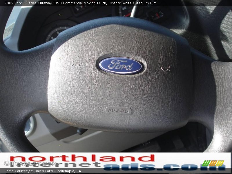 Oxford White / Medium Flint 2009 Ford E Series Cutaway E350 Commercial Moving Truck