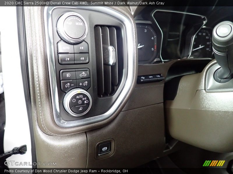Summit White / Dark Walnut/Dark Ash Gray 2020 GMC Sierra 2500HD Denali Crew Cab 4WD
