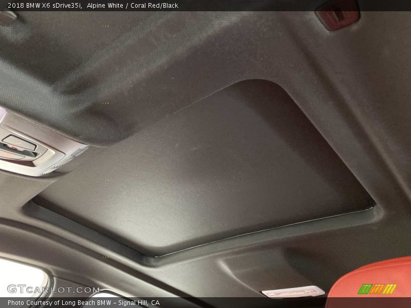 Alpine White / Coral Red/Black 2018 BMW X6 sDrive35i