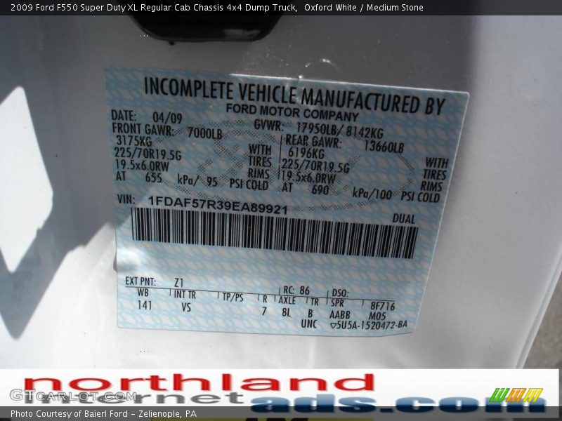 Oxford White / Medium Stone 2009 Ford F550 Super Duty XL Regular Cab Chassis 4x4 Dump Truck