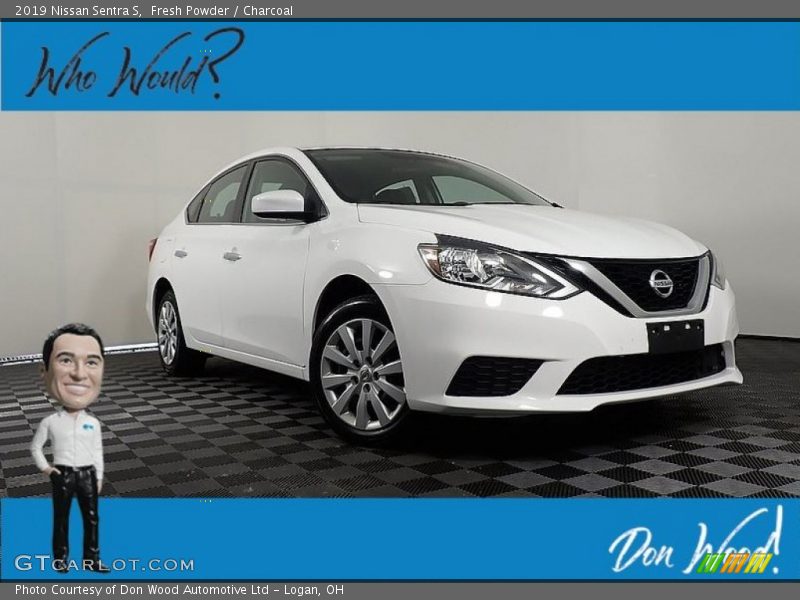 Fresh Powder / Charcoal 2019 Nissan Sentra S