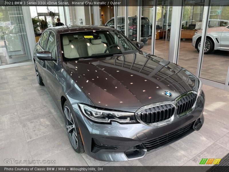Mineral Gray Metallic / Oyster 2021 BMW 3 Series 330i xDrive Sedan