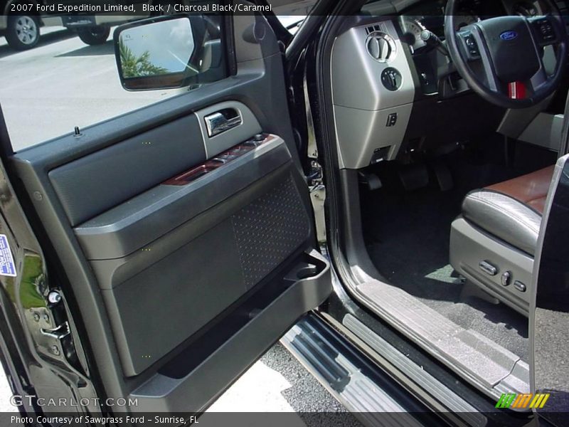 Black / Charcoal Black/Caramel 2007 Ford Expedition Limited