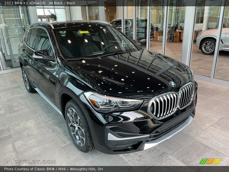 Jet Black / Black 2021 BMW X1 xDrive28i