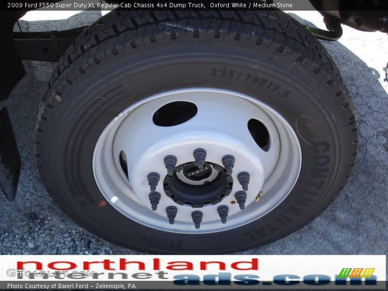 Oxford White / Medium Stone 2009 Ford F550 Super Duty XL Regular Cab Chassis 4x4 Dump Truck