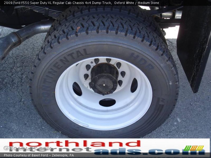Oxford White / Medium Stone 2009 Ford F550 Super Duty XL Regular Cab Chassis 4x4 Dump Truck