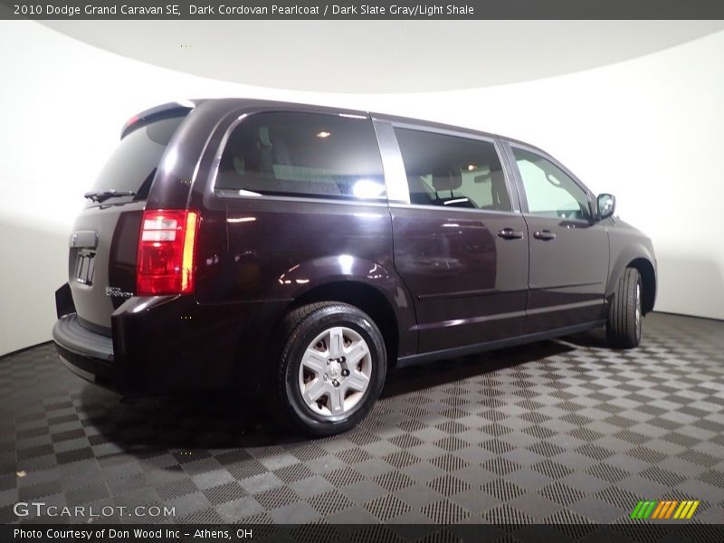 Dark Cordovan Pearlcoat / Dark Slate Gray/Light Shale 2010 Dodge Grand Caravan SE