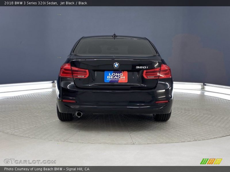Jet Black / Black 2018 BMW 3 Series 320i Sedan