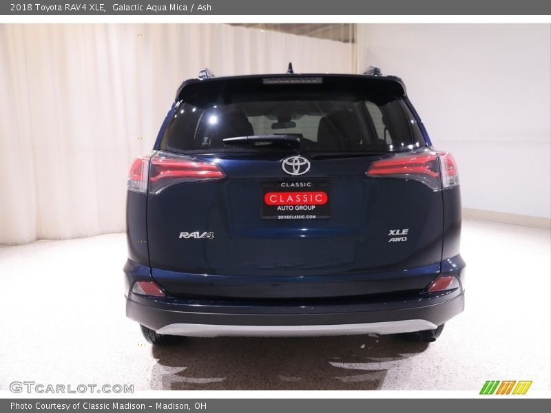 Galactic Aqua Mica / Ash 2018 Toyota RAV4 XLE