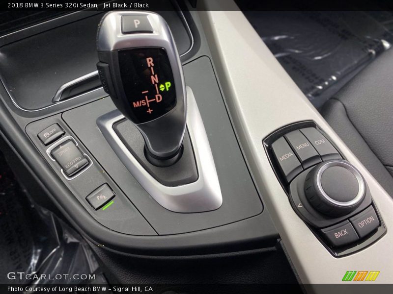 Jet Black / Black 2018 BMW 3 Series 320i Sedan