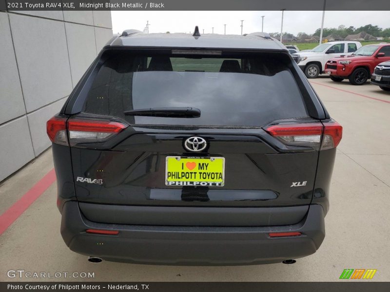 Midnight Black Metallic / Black 2021 Toyota RAV4 XLE