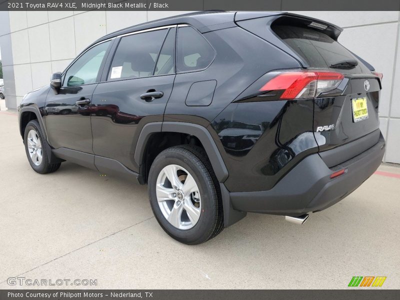 Midnight Black Metallic / Black 2021 Toyota RAV4 XLE