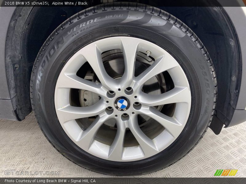 Alpine White / Black 2018 BMW X5 sDrive35i