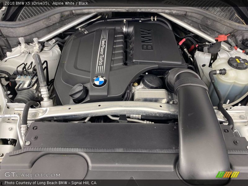 Alpine White / Black 2018 BMW X5 sDrive35i