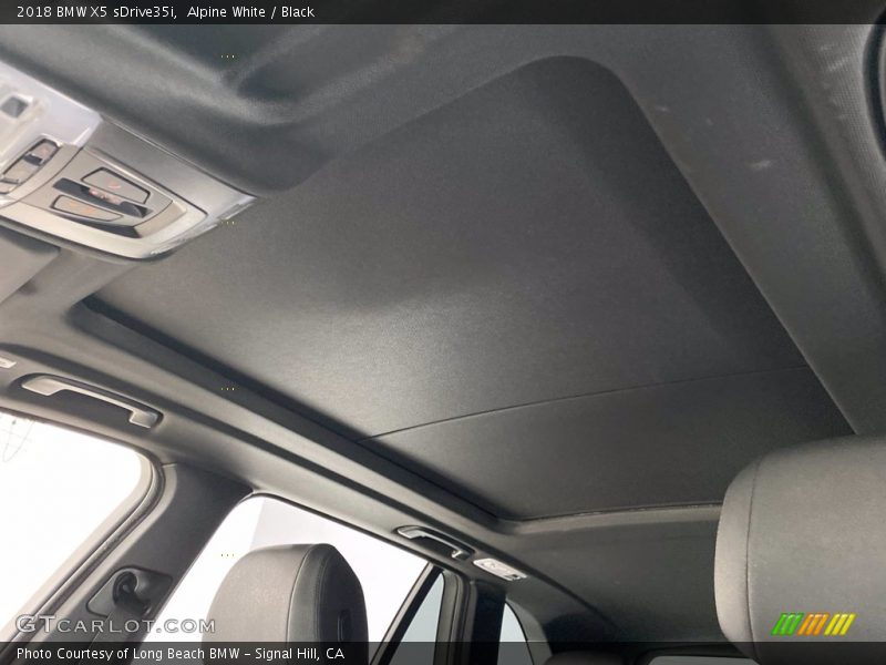Alpine White / Black 2018 BMW X5 sDrive35i