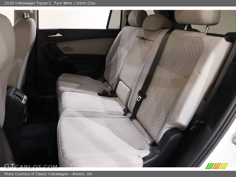 Pure White / Storm Gray 2018 Volkswagen Tiguan S