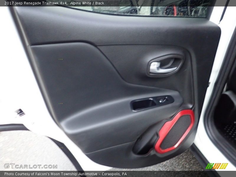 Alpine White / Black 2017 Jeep Renegade Trailhawk 4x4