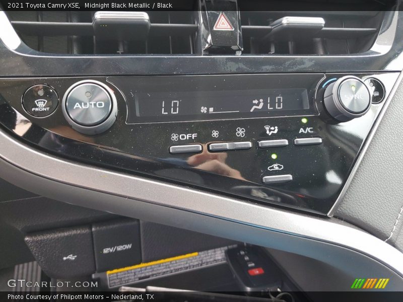 Midnight Black Metallic / Black 2021 Toyota Camry XSE
