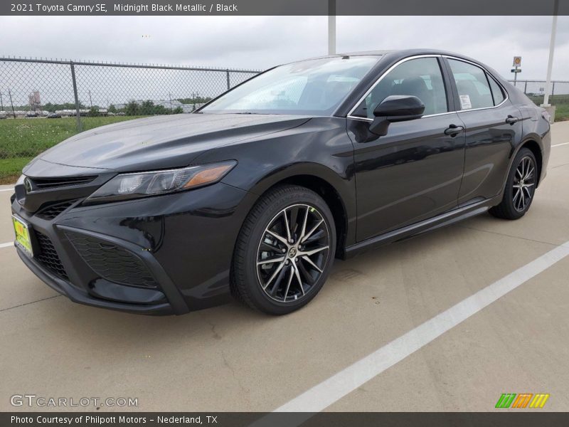 Midnight Black Metallic / Black 2021 Toyota Camry SE