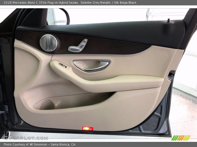 Selenite Grey Metallic / Silk Beige/Black 2018 Mercedes-Benz C 350e Plug-in Hybrid Sedan