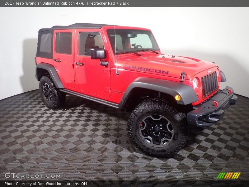 Firecracker Red / Black 2017 Jeep Wrangler Unlimited Rubicon 4x4