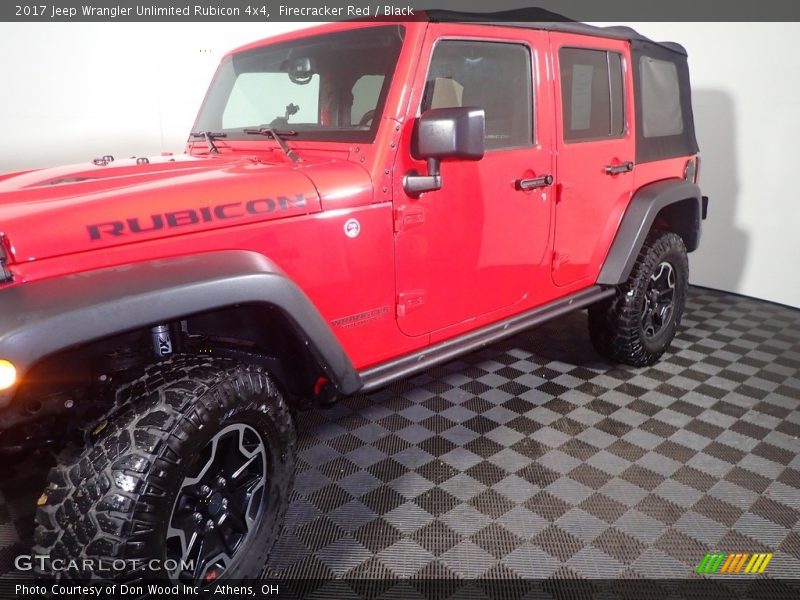 Firecracker Red / Black 2017 Jeep Wrangler Unlimited Rubicon 4x4