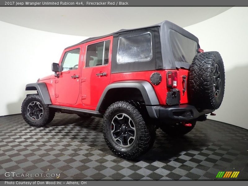 Firecracker Red / Black 2017 Jeep Wrangler Unlimited Rubicon 4x4