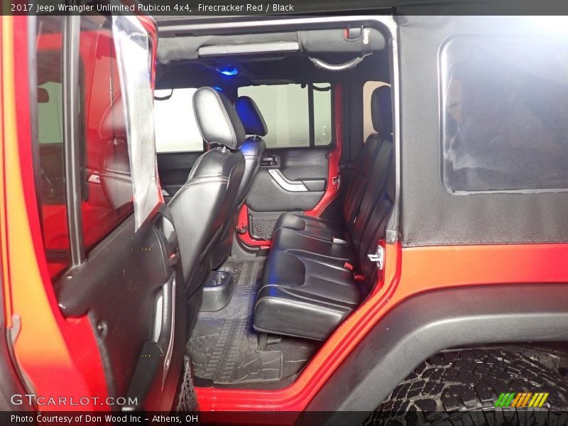 Firecracker Red / Black 2017 Jeep Wrangler Unlimited Rubicon 4x4