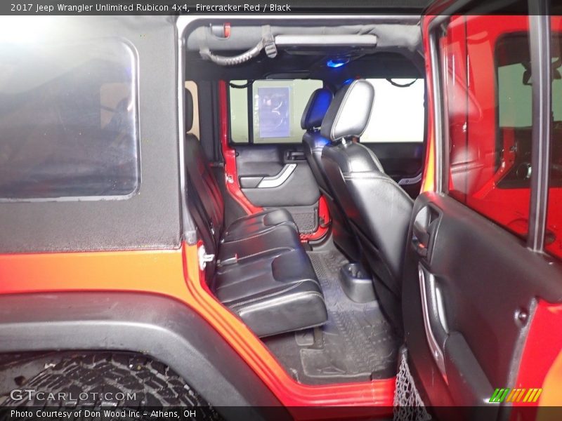 Firecracker Red / Black 2017 Jeep Wrangler Unlimited Rubicon 4x4
