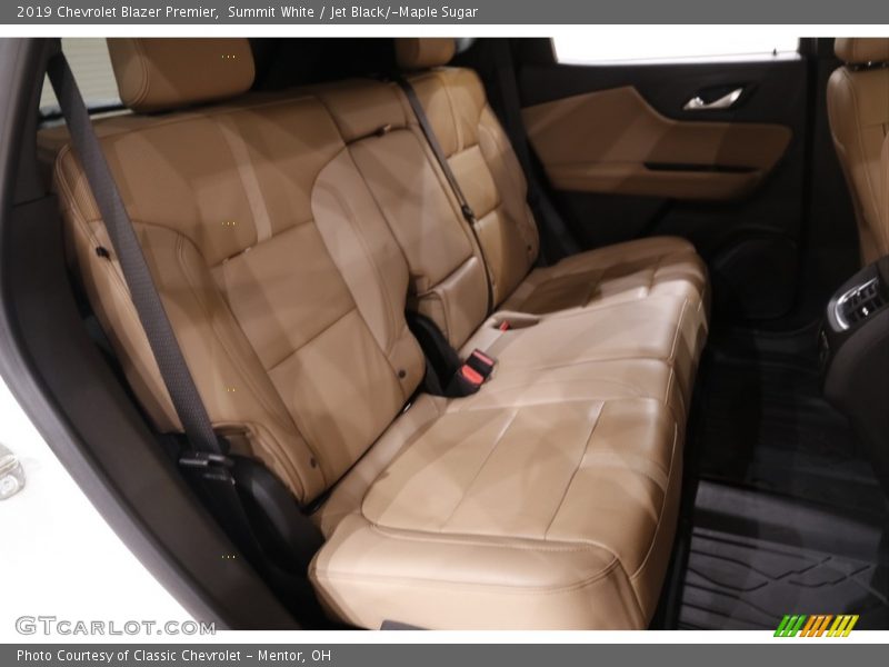 Summit White / Jet Black/­Maple Sugar 2019 Chevrolet Blazer Premier