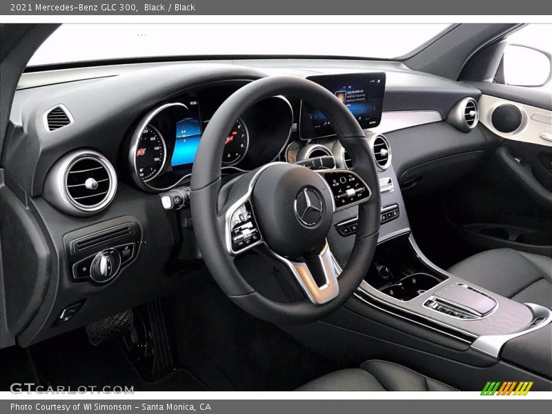 Black / Black 2021 Mercedes-Benz GLC 300