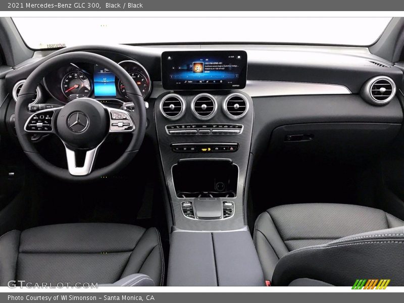 Black / Black 2021 Mercedes-Benz GLC 300