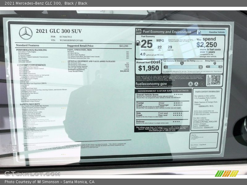 Black / Black 2021 Mercedes-Benz GLC 300