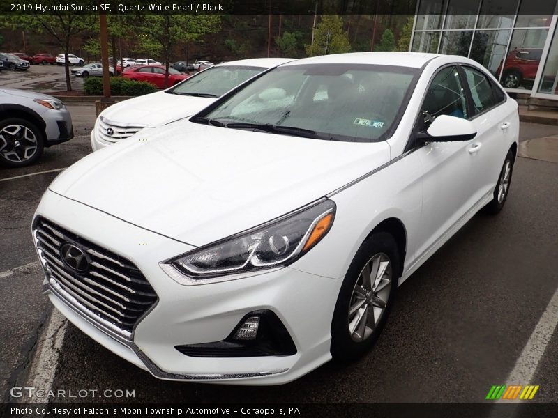 Quartz White Pearl / Black 2019 Hyundai Sonata SE